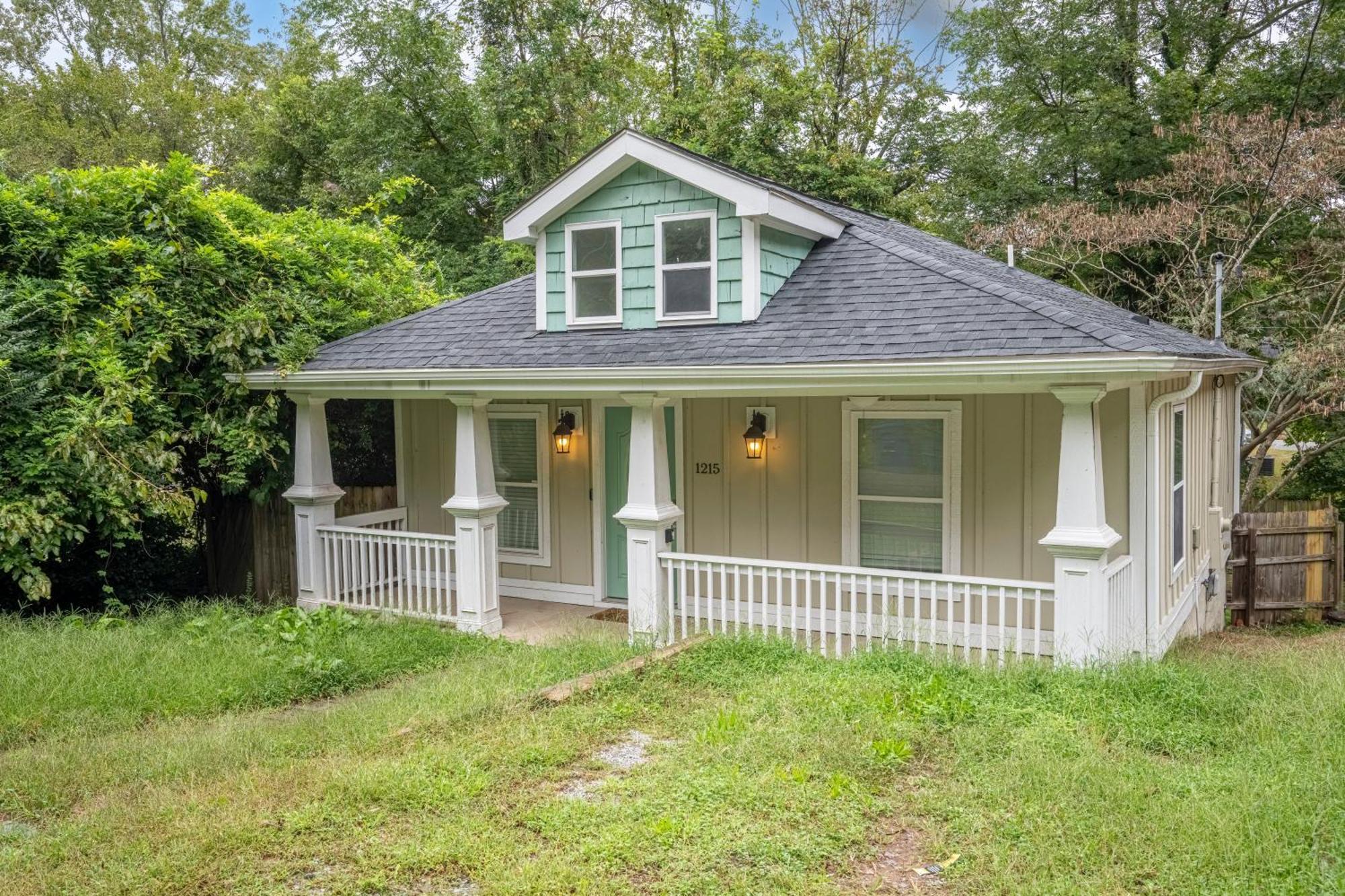Charming 2Br Bungalow 4 Minutes To Duke University Durham Exterior photo