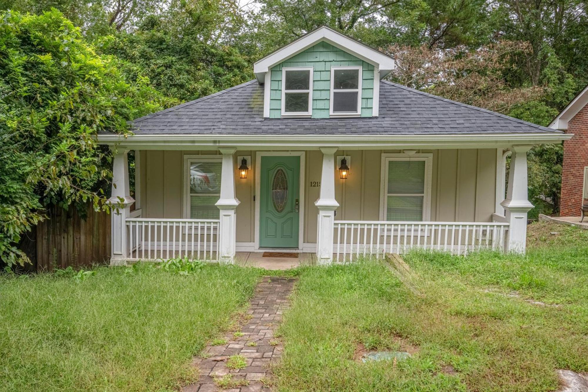 Charming 2Br Bungalow 4 Minutes To Duke University Durham Exterior photo