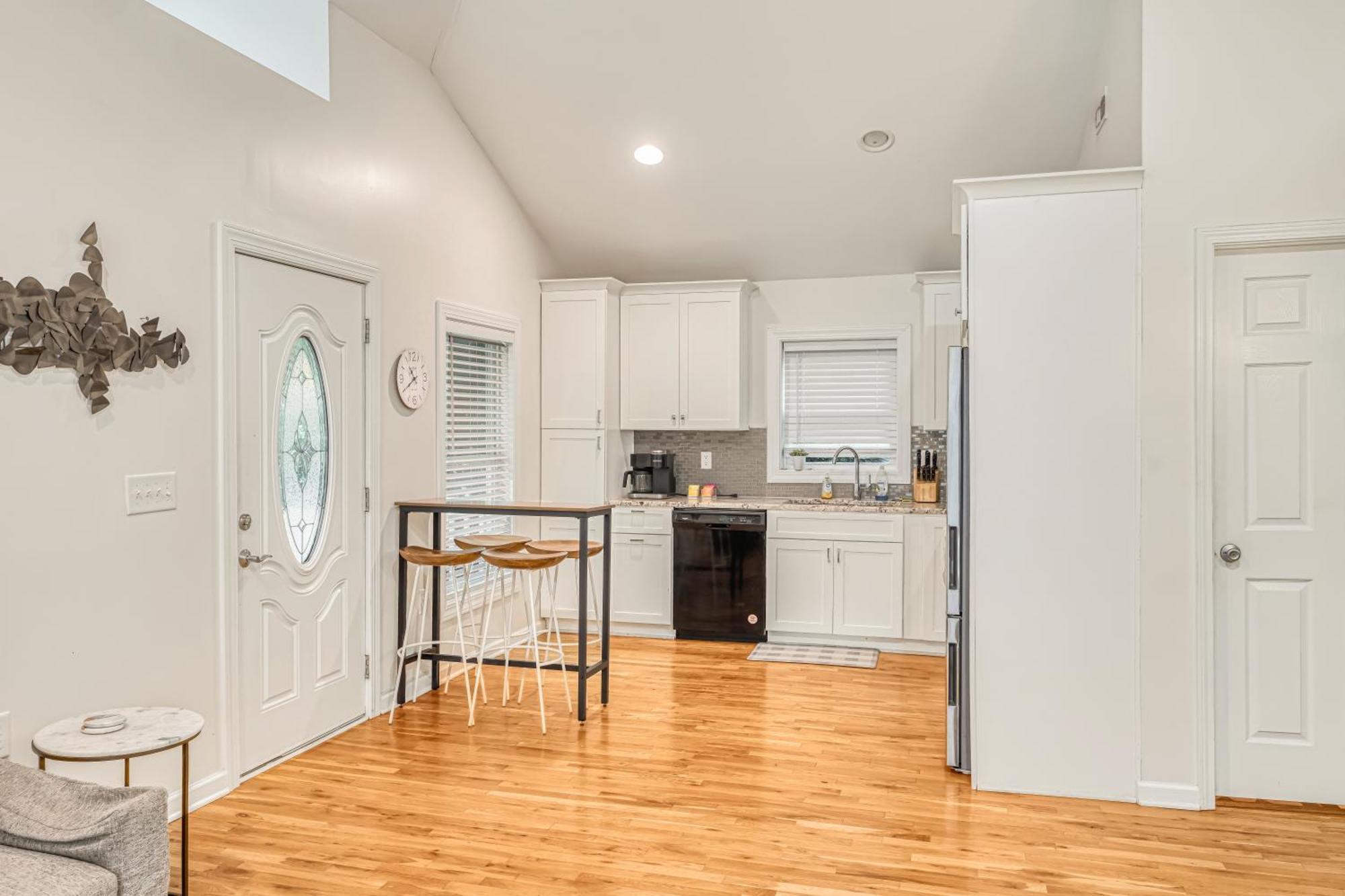Charming 2Br Bungalow 4 Minutes To Duke University Durham Exterior photo