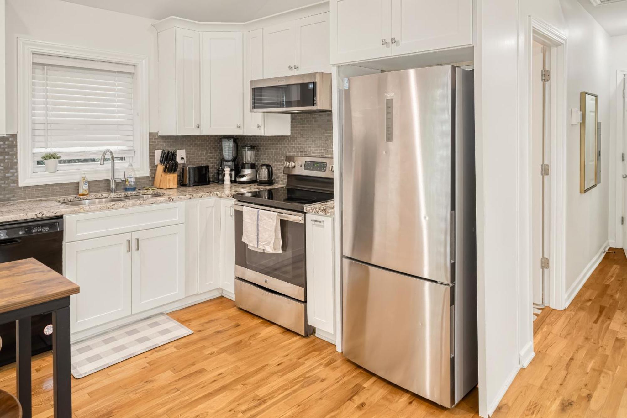 Charming 2Br Bungalow 4 Minutes To Duke University Durham Exterior photo