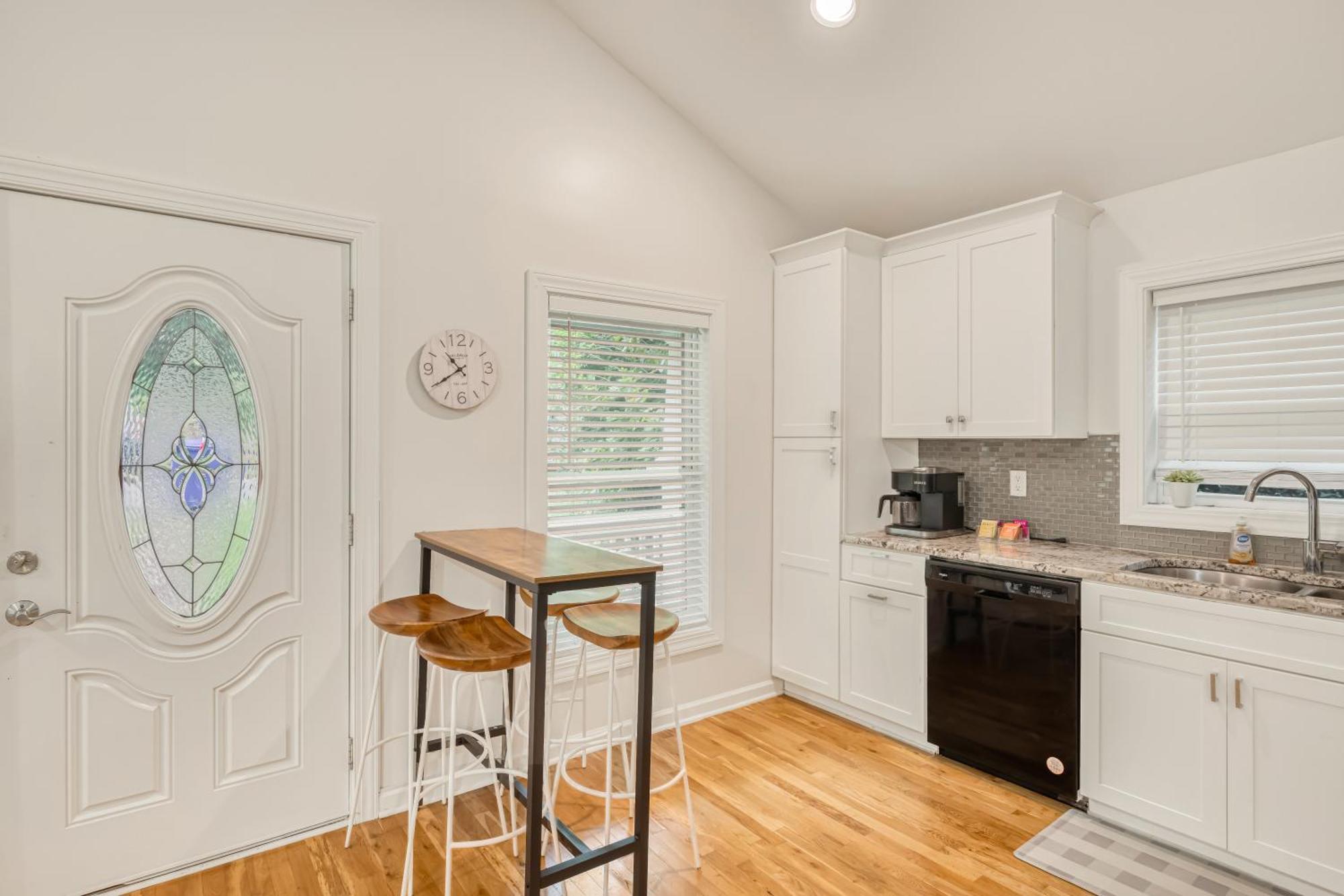 Charming 2Br Bungalow 4 Minutes To Duke University Durham Exterior photo